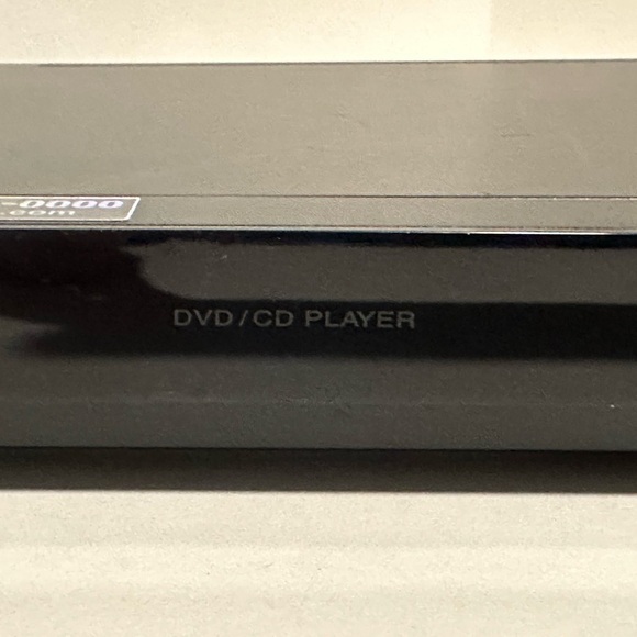 LG DVD Player with Remote - Picture 7 of 12